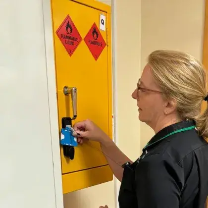 e series access control lock