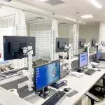 Custom Ergovision 65 Pole Workstation with KDB Tray