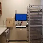 Elite 5216 Wall Track Workstation