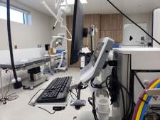 180 Wall Workstation Mounted to Cart