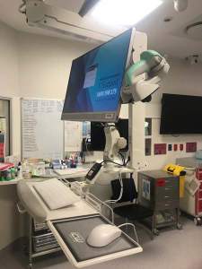 Elite 6220 Ceiling Workstation with 182 Pole Monitor Mount